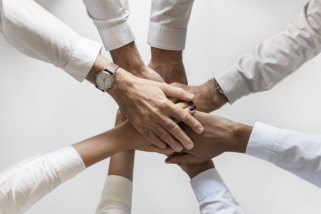 Zusammenarbeit mit Dienstleistern im Selfpublishing